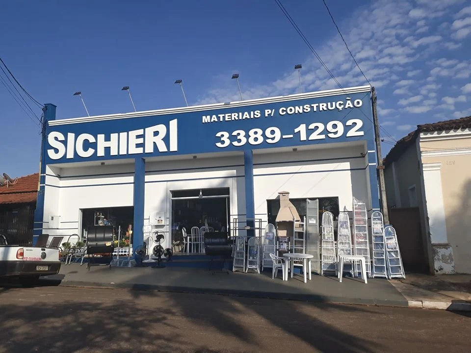 Fachada principal da loja Sichieri